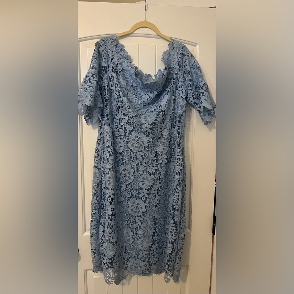 Beautiful baby blue lace Paper Dolls dress size 16